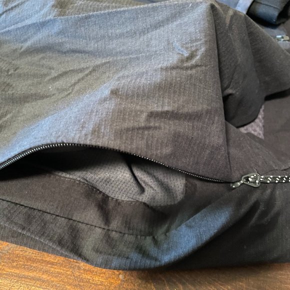 Climaheat Technology Adidas Mens Jacket Size Lage - Picture 5 of 6